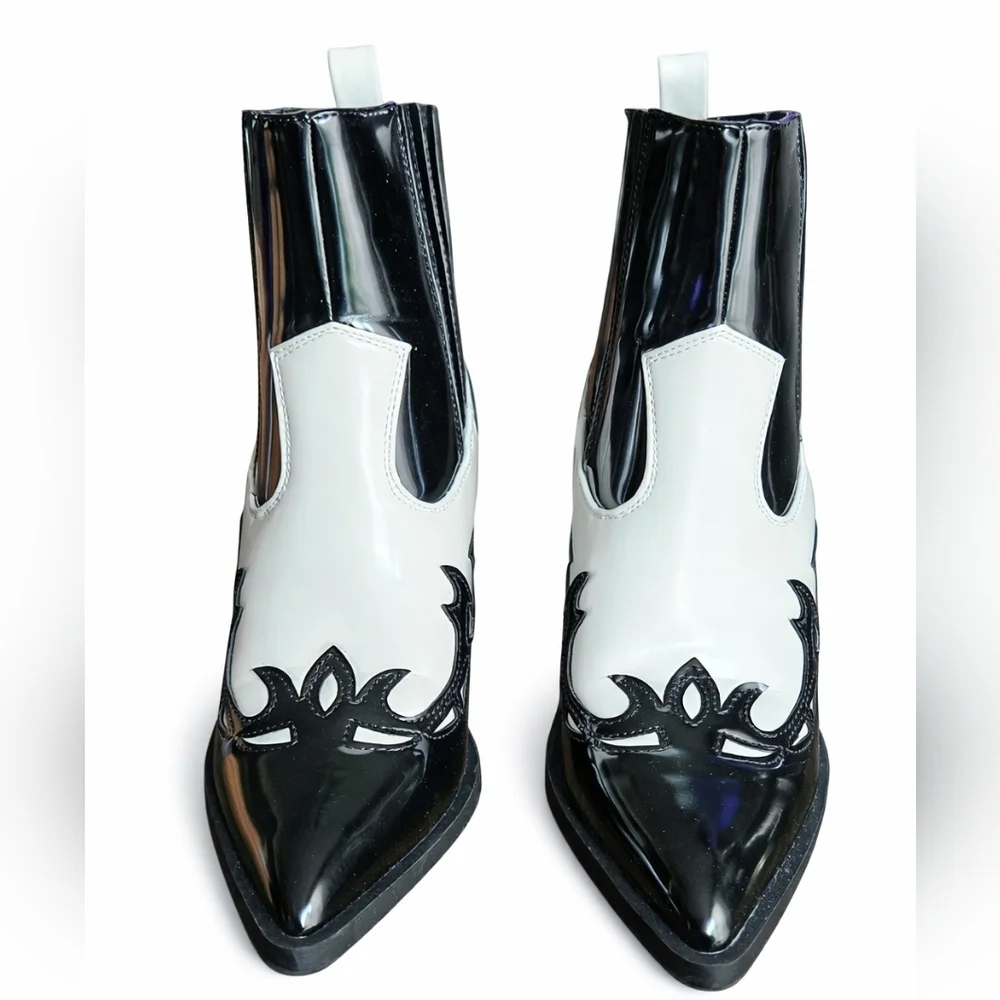 Black White Western Cowboy Boots Pointed Toe Statement Ankle Boot Size 7